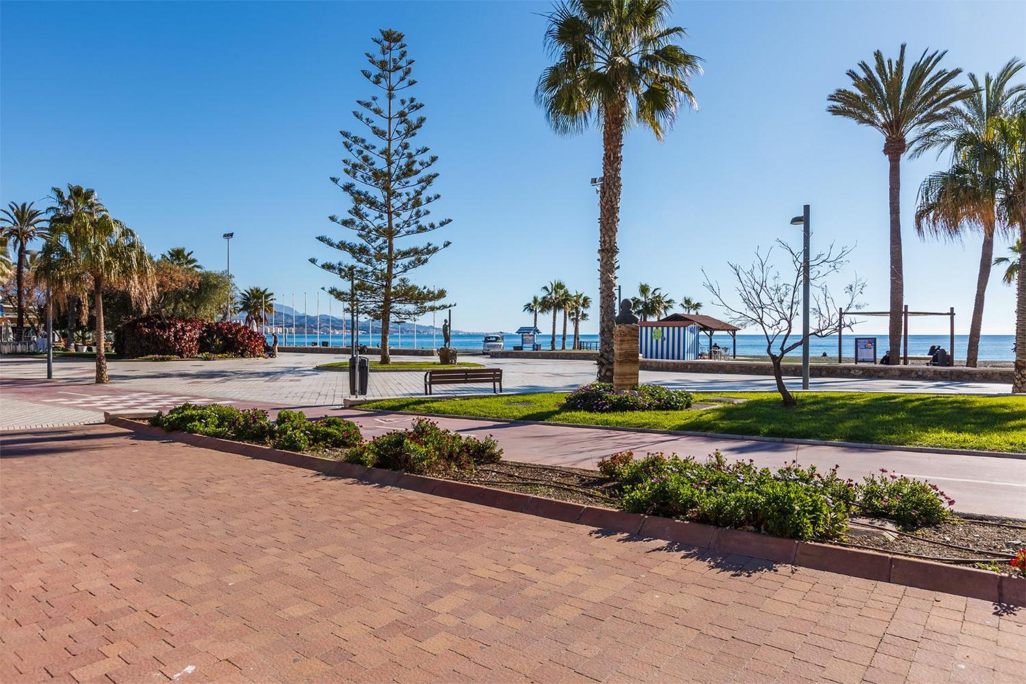 A&N Neptuno Torre Del Mar Appartement Buitenkant foto
